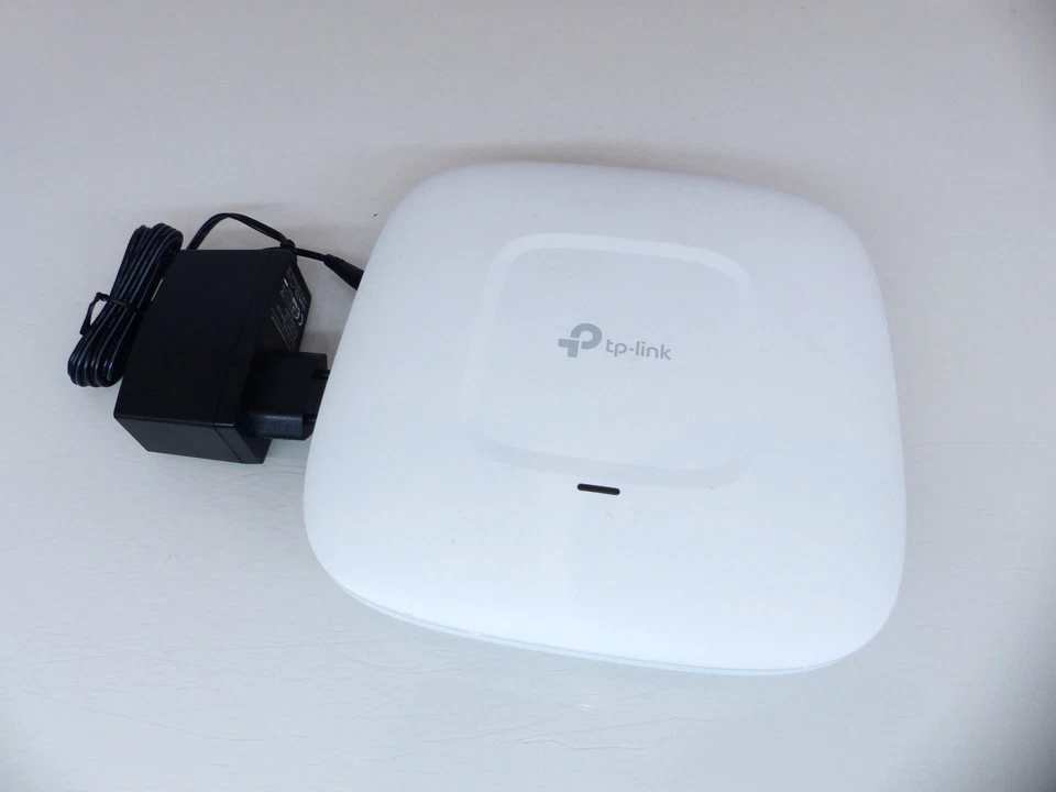 TP-Link EAP245 Wireless Access Point mit Halterung gebraucht #1 B - Bild 1 von 4
