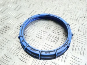 Toyota Avensis T270 2010 Befestigungsmutter Kraftstoffpumpe im Tank UST110803 - Bild 1 von 2
