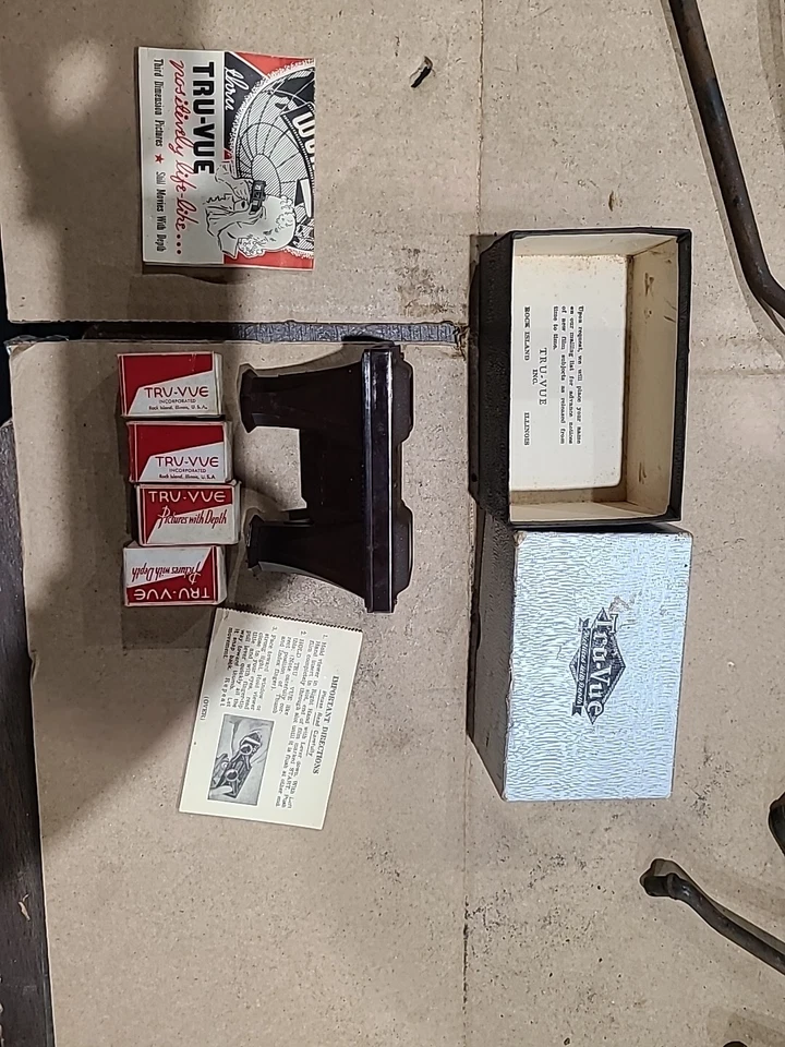 New, Vintage Tru-Vue Stereo Viewer and 4 Film Rolls, Box A33 - Image 1 of 4