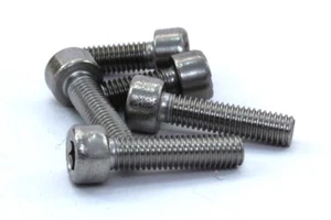 Tornillos envolventes de llenado de tapa de combustible de acero inoxidable GSXR Suzuki GSX-R 600 2003-2012 - Imagen 1 de 5