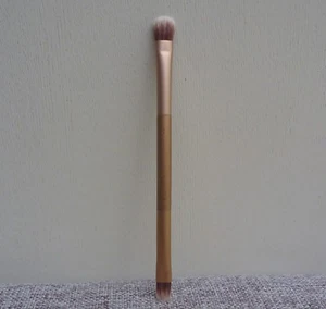 URBAN DECAY "Naked 3" Double Ended Eye Shadow / Blending Brush, Brand New! - Picture 1 of 5