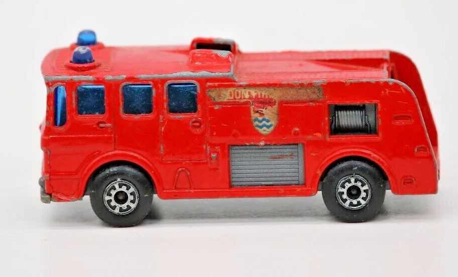 Lesney Matchbox Superfast - 1969 Red MERRYWEATHER FIRE ENGINE - Diecast - No.35 - Image 1 of 4