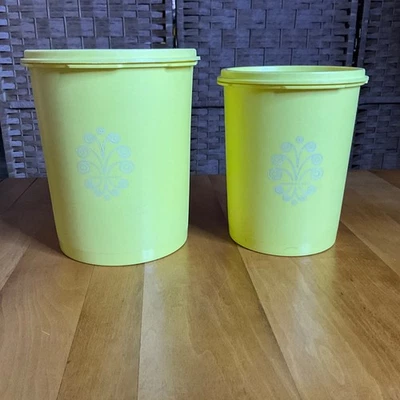 Vintage 2x Tupperware Servalier Canisters Set Yellow Floral 809 811 - Image 1 of 4