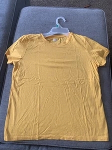 Lands End Women’s Casual Short Sleeve Gold/yellow T-shirt Size Small 6-8 - Picture 1 of 3