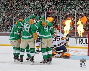 Dallas Stars Unsigned 2020 NHL Winter Classic Goal Celebration 11" x 14" Photo - Picture 1 of 1