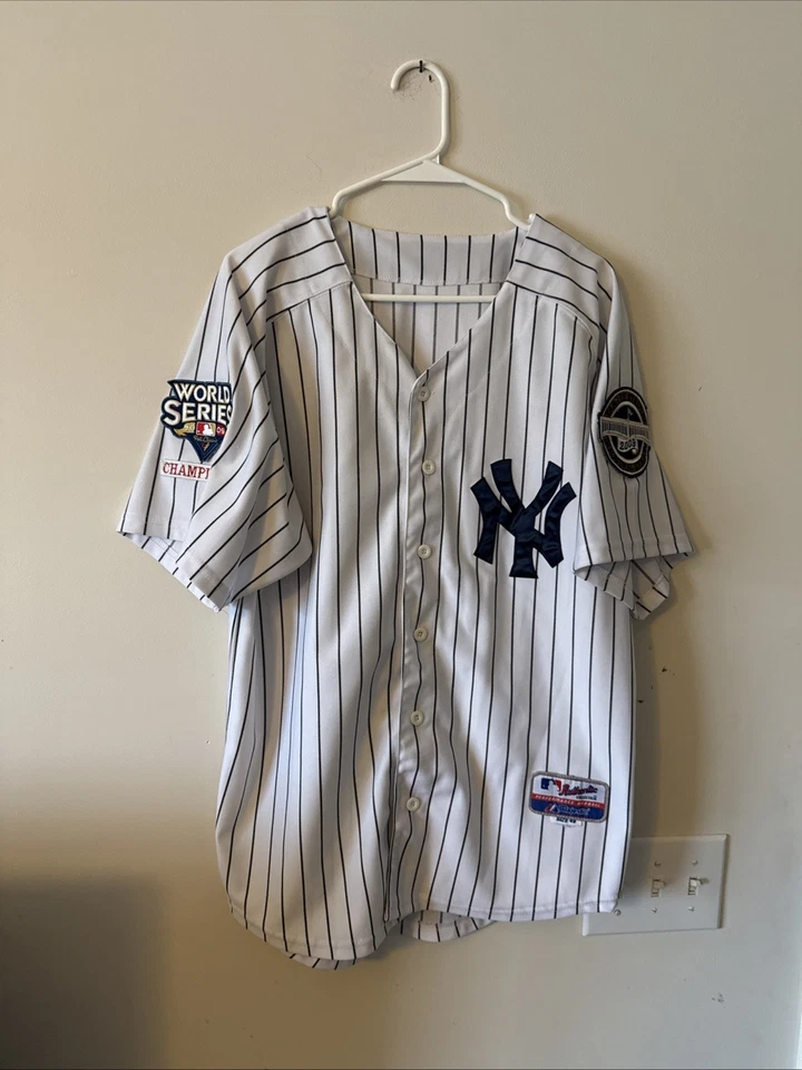 Camiseta para hombre Majestic Derek Jeter #2 New York Yankees Serie Mundial 2009 talla 48 Foto 1 de 4