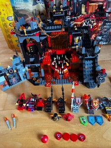 LEGO Nexo Nights - Jestros Vulkanfestung 70323 - sehr guter Zustand! - Bild 1 von 10