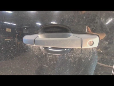 Used Front Left Exterior Door Handle fits: 2010 Chevrolet Silverado 1500 pickup - Image 1 of 4