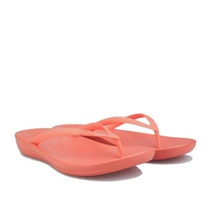 Women's Fit Flop iQushion Ergonomic Lightweight Slip on Flip Flops in Pink - Picture 1 of 3