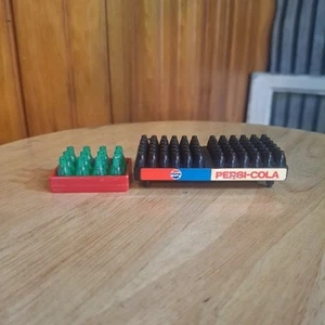 Vintage Pepsi Cola Miniatur Flaschen für Tonka Pepsi Lieferwagen plus Extra  - Bild 1 von 5