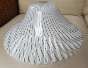 Vintage Retro Scalloped White Fluted Striped Plastic Ceiling Light Shade - Picture 1 of 10