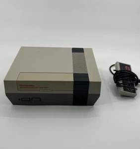 Original Nintendo Entertainment System NES Console & Controller Tested Working - Picture 1 of 6