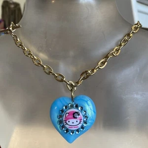 Tarina Tarantino Hello Kitty Blue Head Hair Heart Crystal Toggle Necklace - Picture 1 of 18