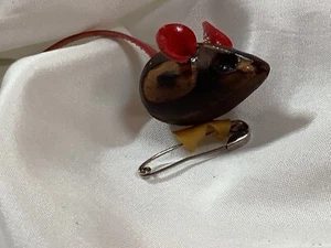 wood carved mouse pin red leather ears tail - Picture 1 of 6