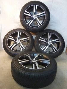 Original Volvo XC40 Winterräder 235/55R18 2x8 mm 2x7,5 mm Michelin Np. 1980,-- - Bild 1 von 24
