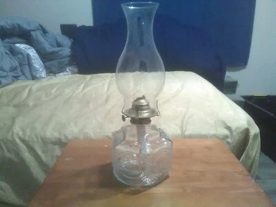 Lámpara de aceite antigua LAMPLIGHT FARM latón vintage vagón cubierto occidental 14,5" x 6" Foto 1 de 4