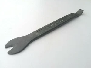 RARE! original PIRELLI Reifenheber Oldtimer Bordwerkzeug antik Montiereisen - Bild 1 von 7