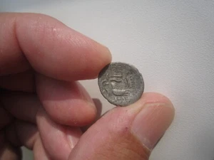 ND (1847) CAMBODIA BILLON 2 PE ( 1/2 FUANG) - Picture 1 of 2