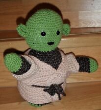 Handgehäkelte Figur in Form des Yoda von Star Wars