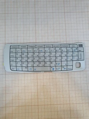 Tastiera originale Nokia 9300 argento qwerty/cyrillic P.N: 9797251 NUOVO ARTI... - Immagine 1 di 4