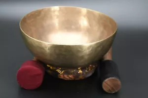 Singing bowl | Handmade Singing Bowl Made in Nepal | 10 inch - Picture 1 of 2