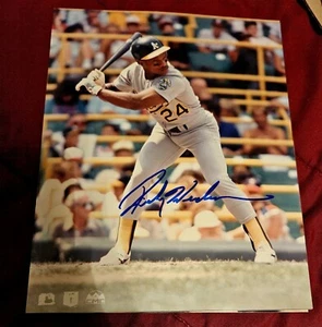 Rickey Henderson Signed 8x10 Photo - Picture 1 of 1
