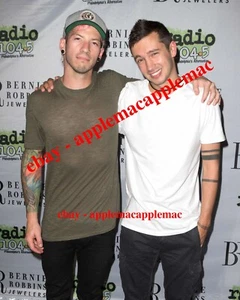 Twenty One Pilots UNPUBLISHED BACKSTAGE PHOTO (A) - Picture 1 of 1