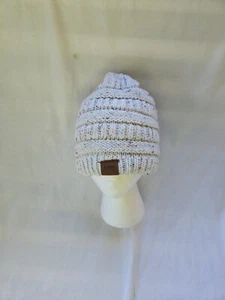 Lvaiz Tan, Satin Lined Knitted Beanie Hat Women - Picture 1 of 7