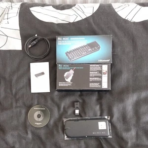 Teclado y mouse inalámbricos en miniatura Rii Mini RT-MWK02 - Imagen 1 de 18