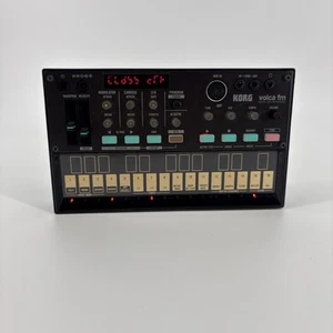 Korg Volca FM Digital FM Synthesizer mit 16-Step Sequenzer, integriertem Chorus und R - Bild 1 von 9