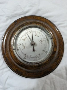 Vintage Wooden Wall-mounted Barometer made in England - Picture 1 of 3