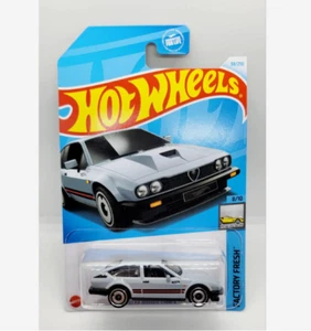 Hot Wheels Alfa Romeo GTV6 3.0 Factory Fresh, 98/250 [silver with red strip] - Picture 1 of 1