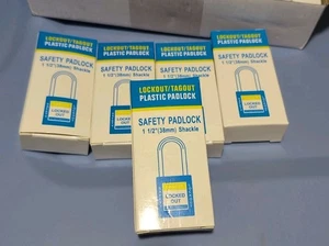 Paquete de 5 candados de seguridad rojos de bloqueo/etiquetado de 1,5" - Imagen 1 de 2