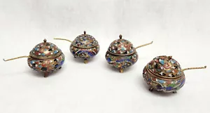 4 bodegas antiguas de sal china de bronce del siglo XIX con cucharas diminutas Champleve Cloisonne - Imagen 1 de 12