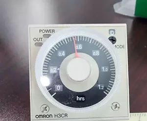 Omron H3CR-A 8-pin timer relay 0.05-300H On P2cf-11 Socket - Picture 1 of 3