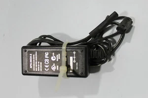 Ersetzen Sie Ladegerät Schaltmodus AC/DC Adapter Netzteil SPS-06C9-2 9V 2A 18 W  - Bild 1 von 2