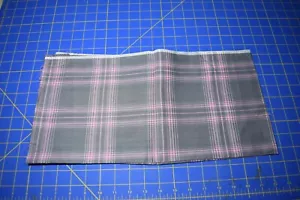 3383 1 Yd antik 1950er Baumwollstoff, fadengefärbt, rosa/grau kariert - Bild 1 von 1
