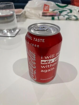 Дэмиен Херст подпись банки кока-колы выставка ограниченный выпуск не доступны для покупки! - Изображение 1 из 3