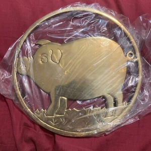 NEU IN BOX - Vintage Justen 1983 massives Messing SCHWEIN Untersetzer Hot Pot Halter - Bild 1 von 7