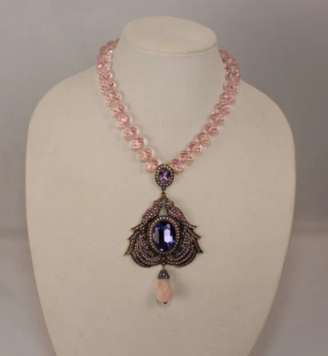 Collar Heidi Daus Blancanieves y el Cazador Cuervo con Pendientes a Juego (Omega) Foto 1 de 4