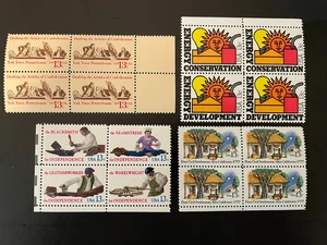USA GEDENKMÜNZEN 1977 VIERERBLÖCKE 13 CENT BRIEFMARKEN, VERSCHIEDENE THEMEN, POSTFRISCH - Bild 1 von 1