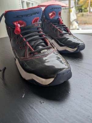 Air Jordans CT1508-001 Talla 5Y B'Loyal Usado Foto 1 de 4