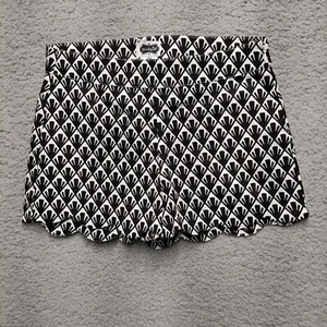Mud Pie Women's Short Black and White Scallop Size XS (0-2) - Picture 1 of 12