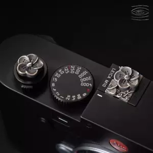 Copri scarpa calda pulsante di scatto fiori di prugna per fotocamera Fujilm Leica Nikon - Foto 1 di 10