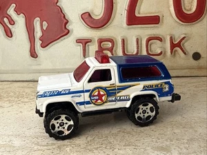MATCHBOX CHEVY CHEVROLET BLAZER 4x4, AMBULANCE 1989, China - Bild 1 von 19