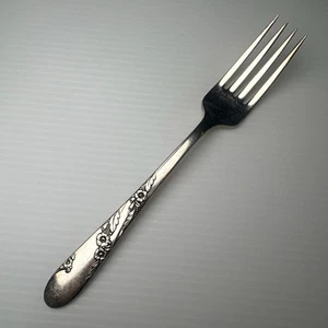 Oneida Community BRIDAL WREATH Tudor Silver Plate Flowers Flatware Dinner Fork - Picture 1 of 10