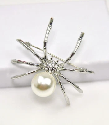 Spider pendant brooch pearl brooches Halloween Pin Accessor Fashion jewelry gift - Image 1 of 4