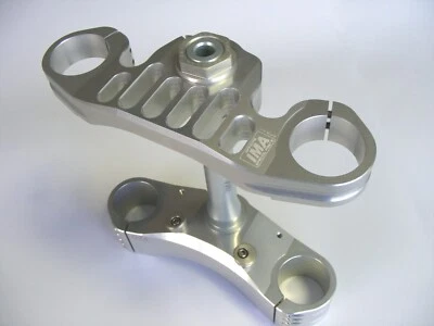 Abrazaderas triples desplazadas ajustables IMA Billet Ducati 848/1098/1198 Superbike Showa Foto 1 de 4