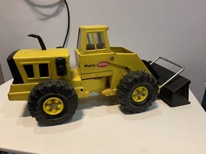 Cargador frontal vintage Tonka Mighty diésel, tractor XMB-975, metal de la era de 1980’s - Imagen 1 de 6