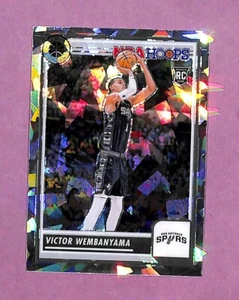 2023-24 Panini NBA Hoops Premium Stock Victor Wembanyama #108 Cracked Ice RC - Foto 1 di 2
